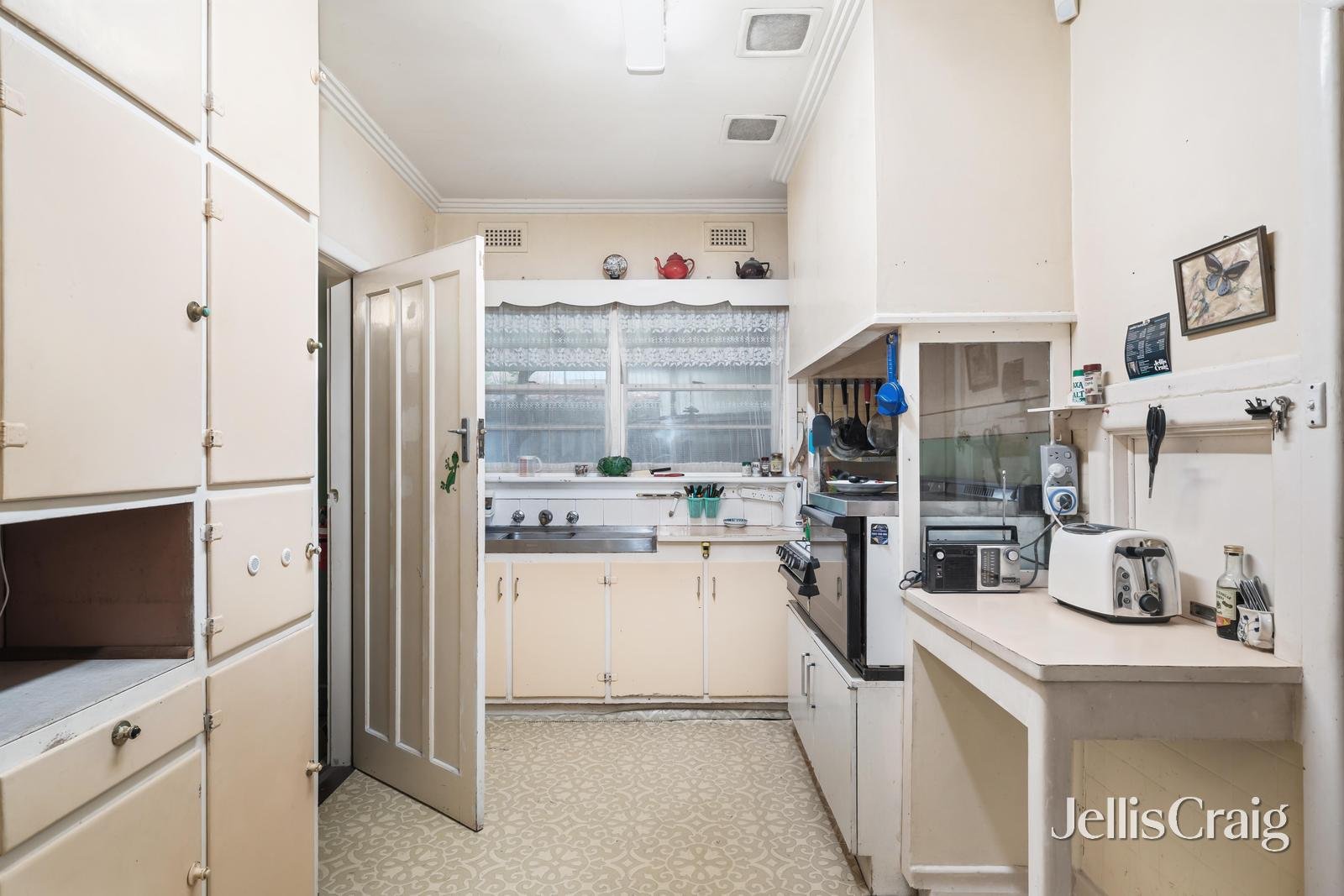 15 Dunloe Avenue, Mont Albert North image 5