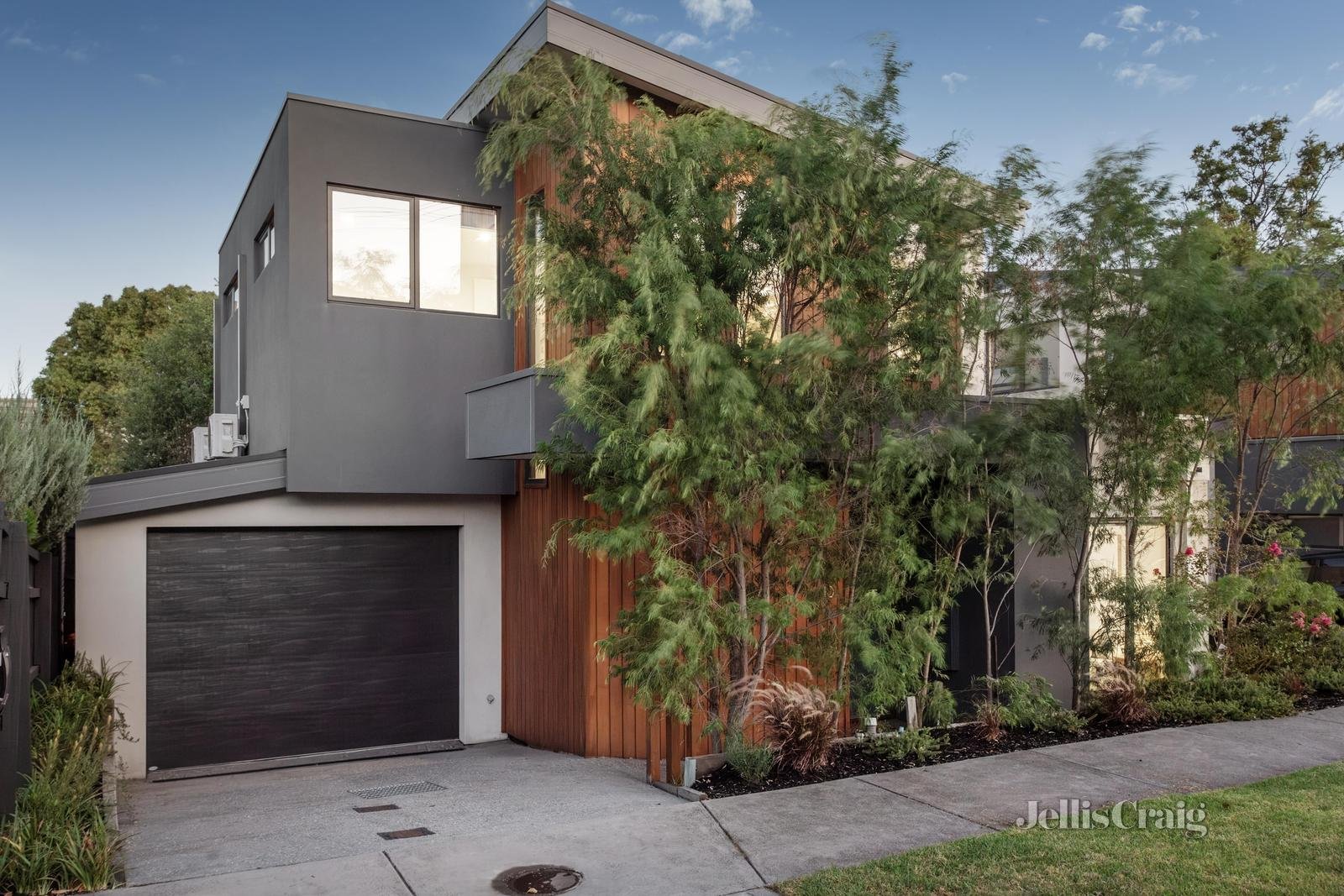 15 Eddy Street, Camberwell image 1