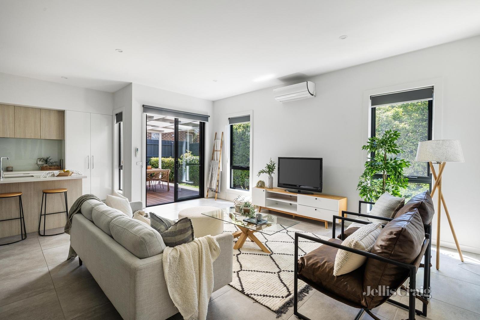 15 Eddy Street, Camberwell image 3