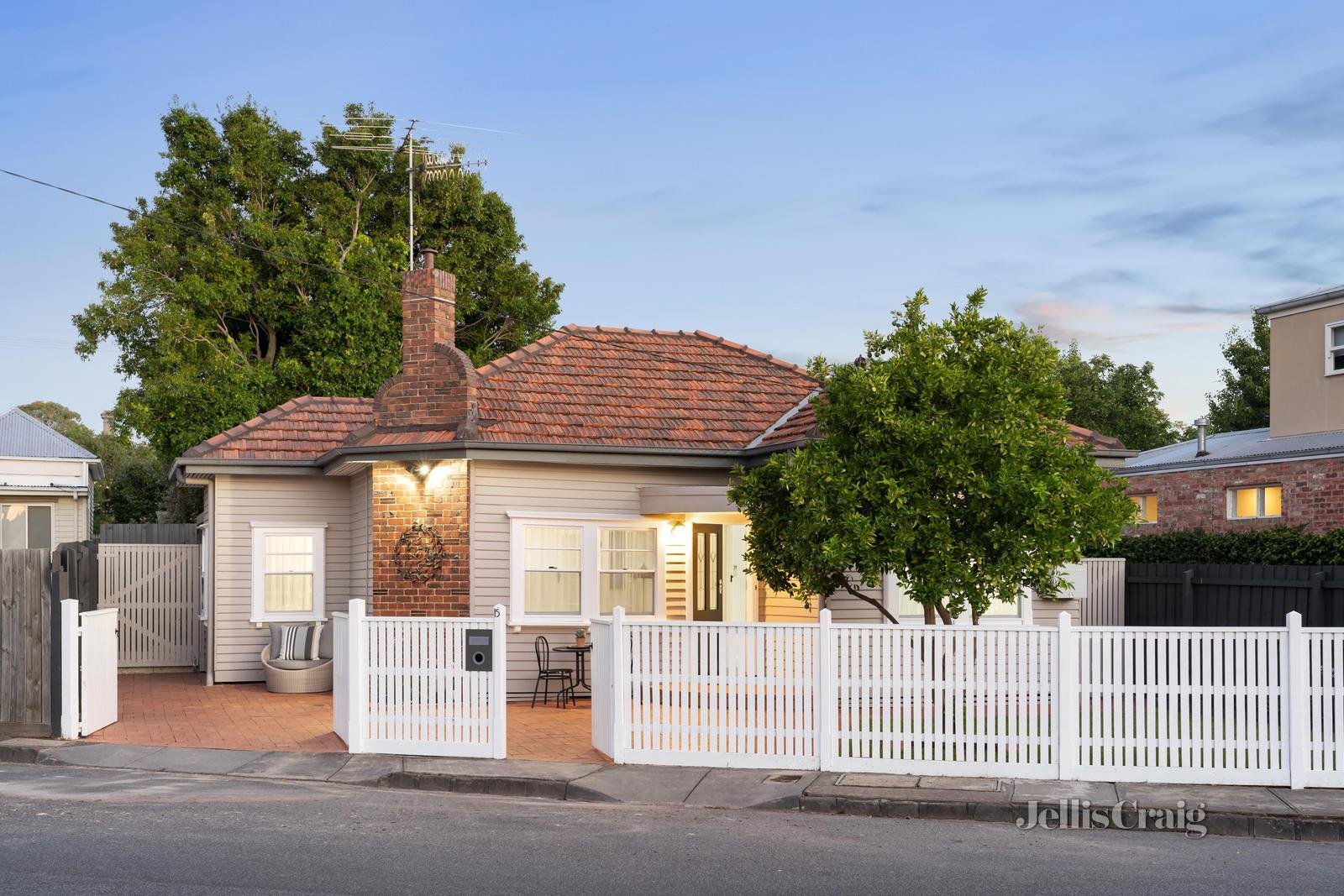 15 Edward Street, Hawthorn image 1