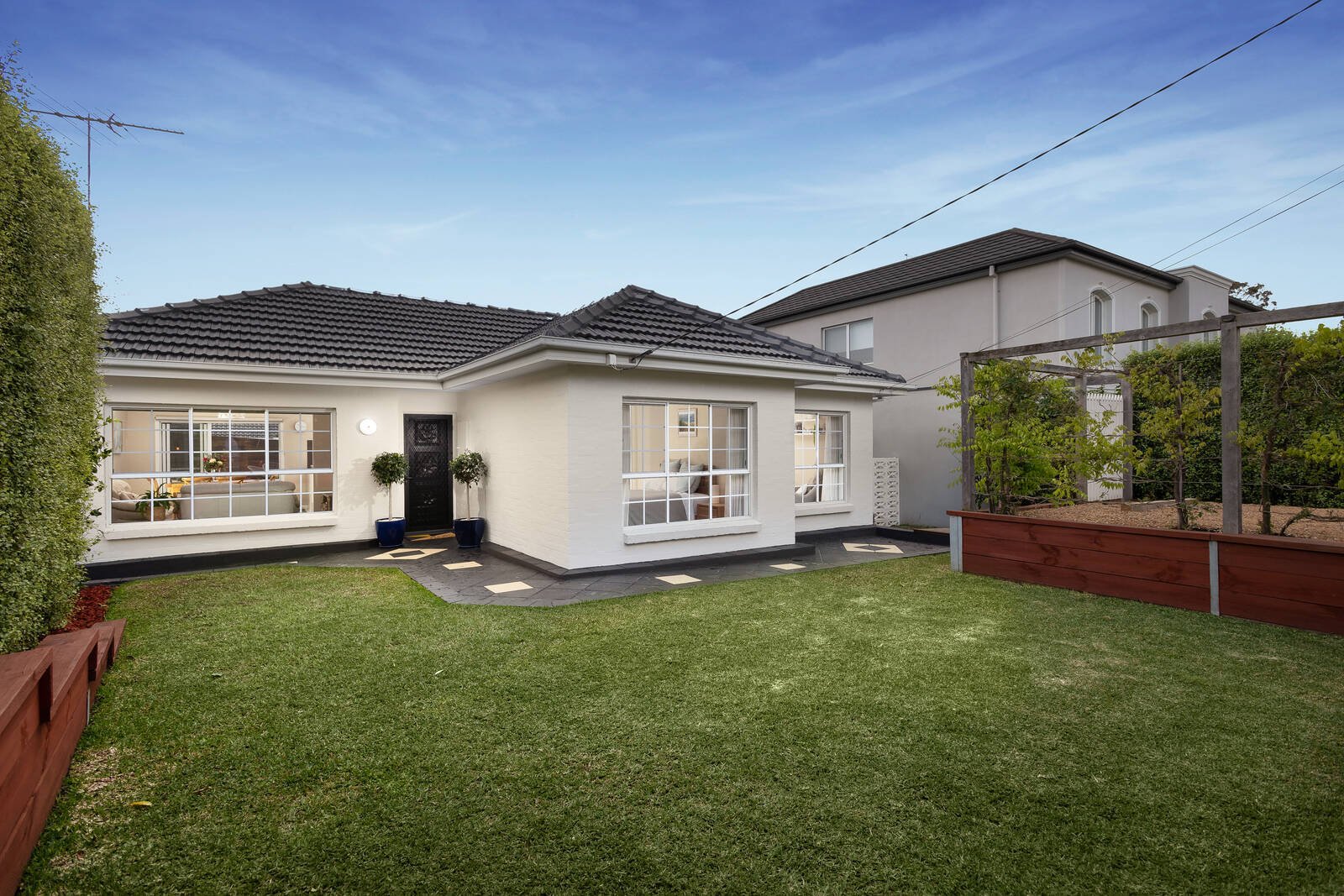 Property Gallery - Main Image