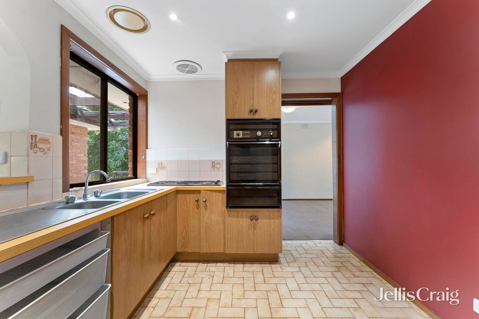 15 Felgate Parade, Vermont South image 7