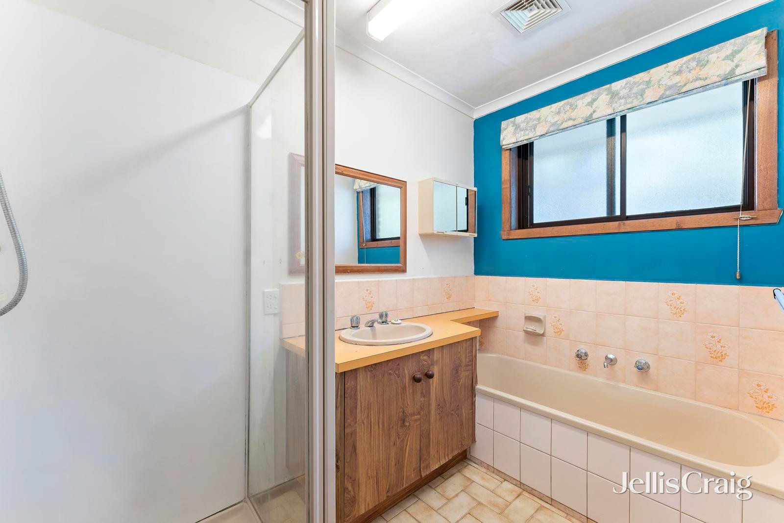 15 Felgate Parade, Vermont South image 9