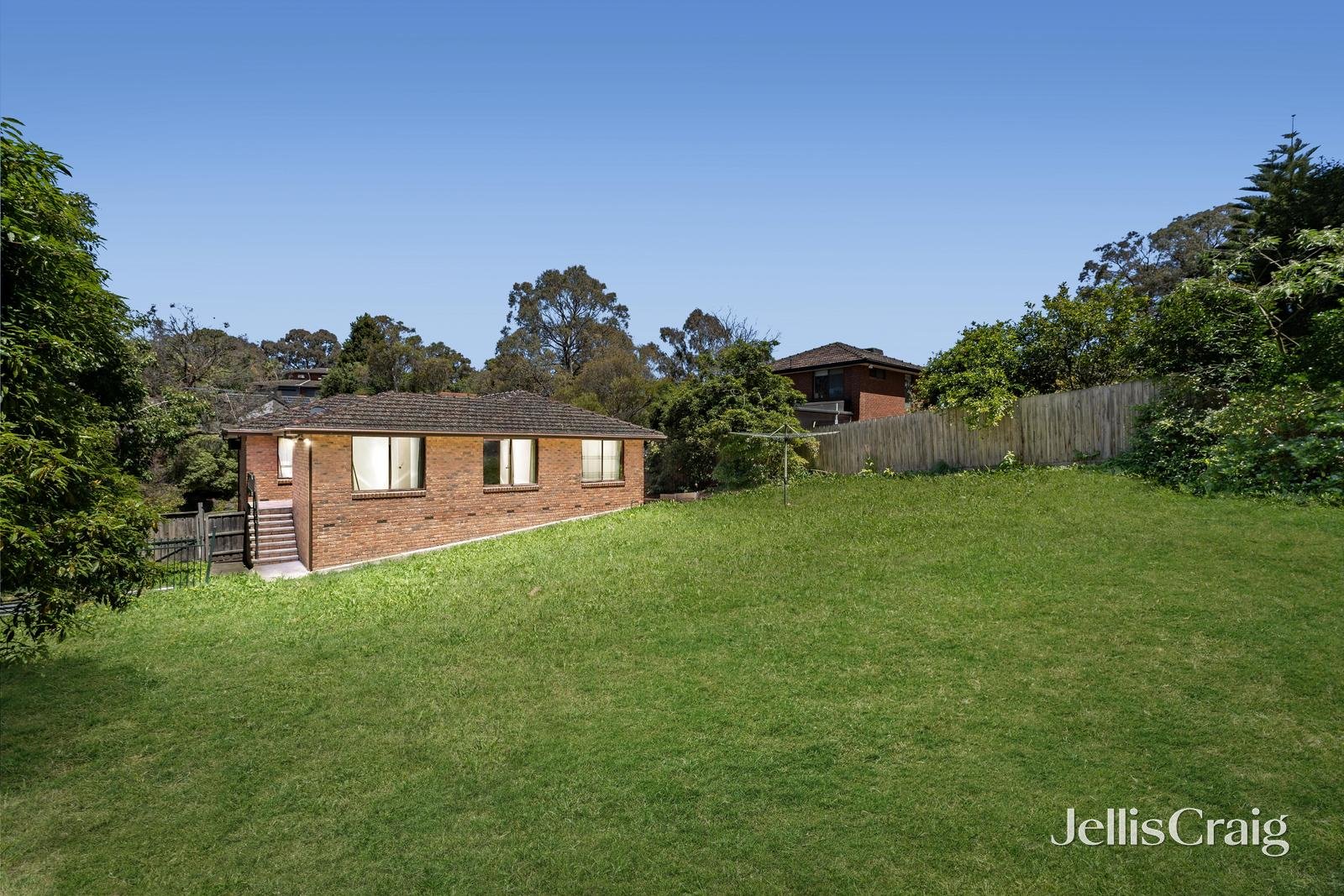 15 Felgate Parade, Vermont South image 14