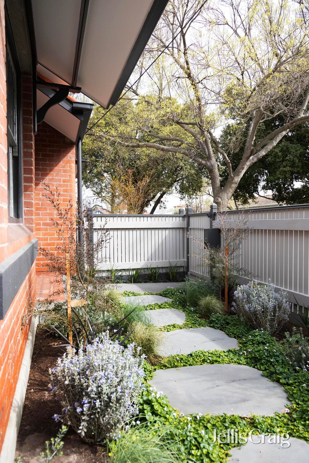 15 Fern Avenue, Windsor image 12