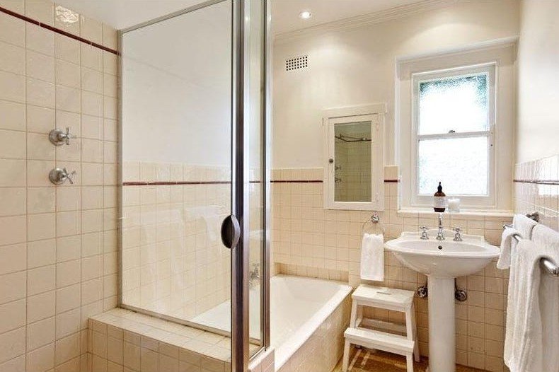 1/5 Foote Street, Brighton image 8