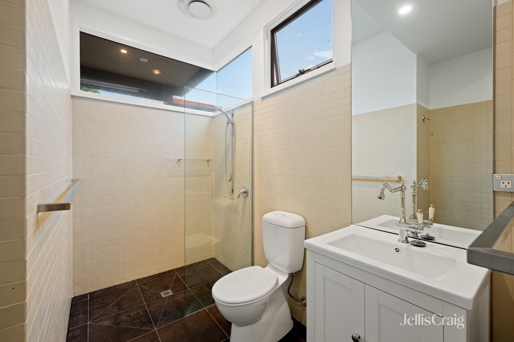 15 Forest Street, Collingwood image 8