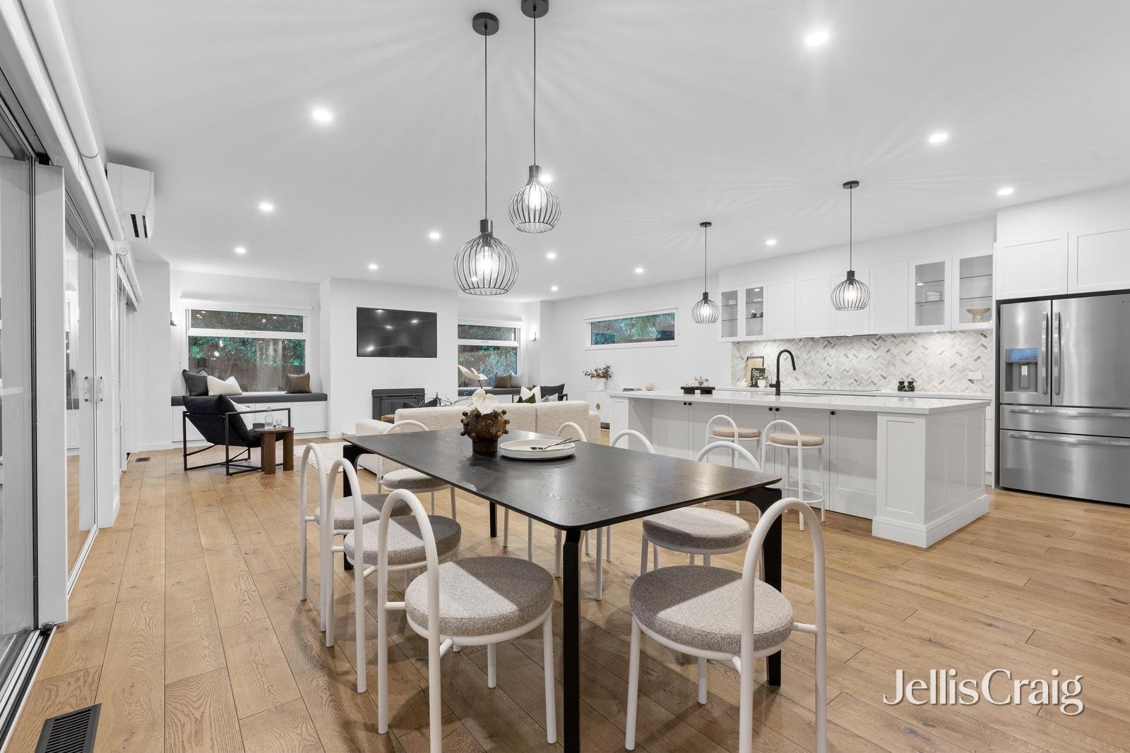 15 Frances Avenue, Vermont image 4