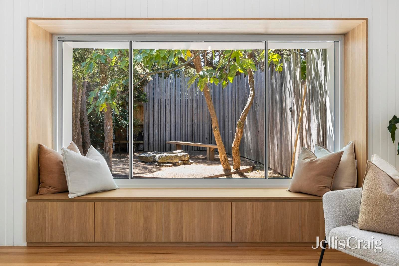 15 Francis Street, Rye image 3