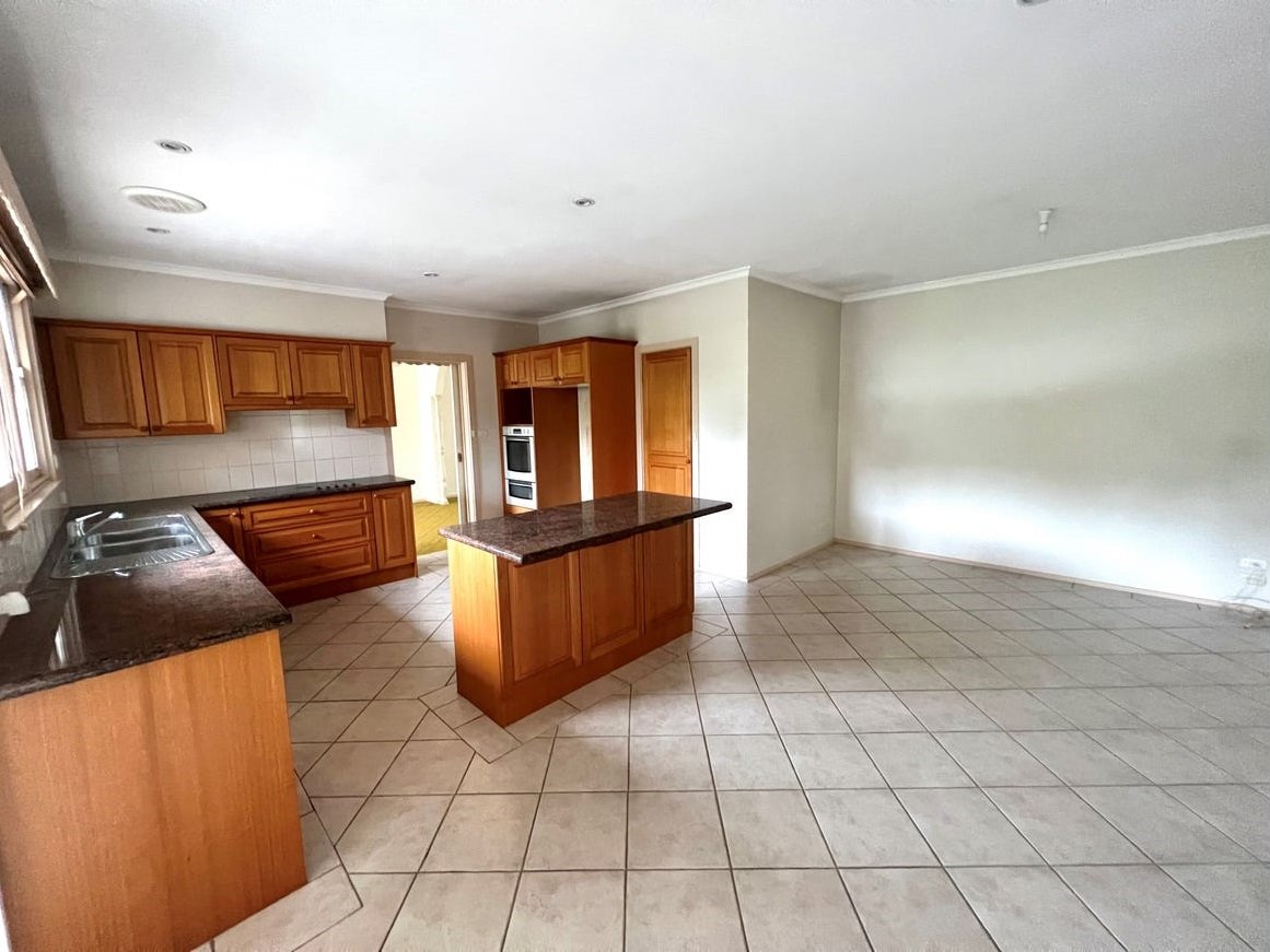 15 Frederick Street, Doncaster image 2