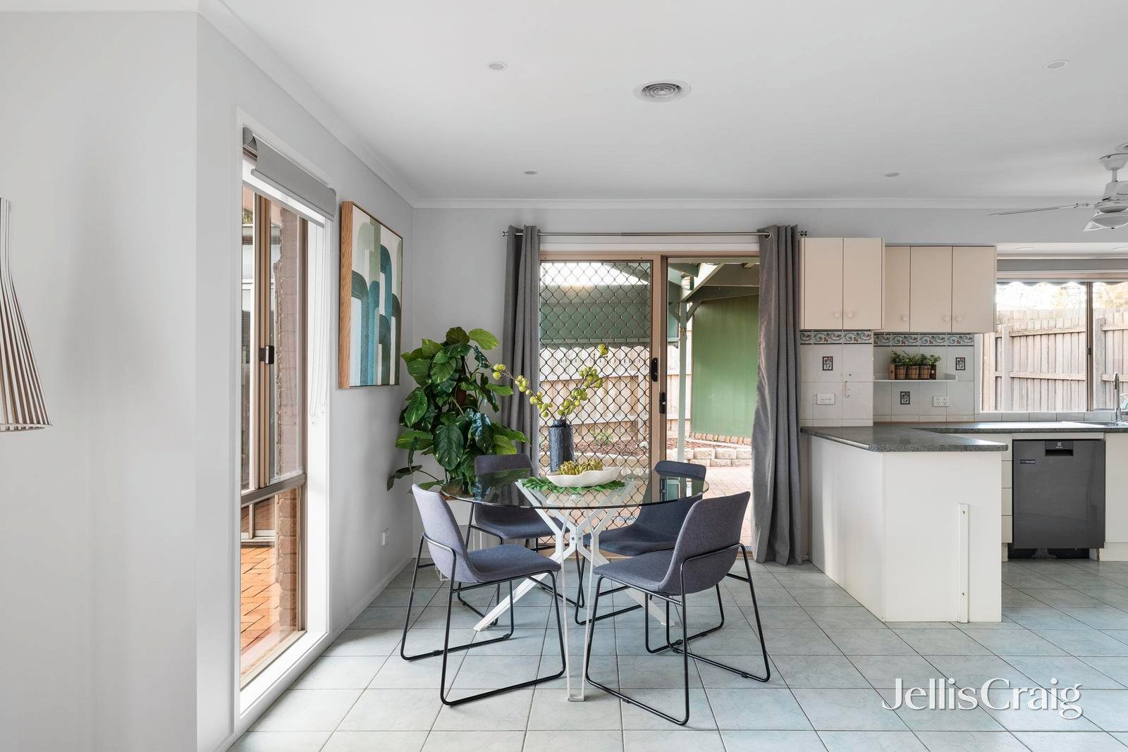 15 Gallery Gate Road, Yallambie image 5