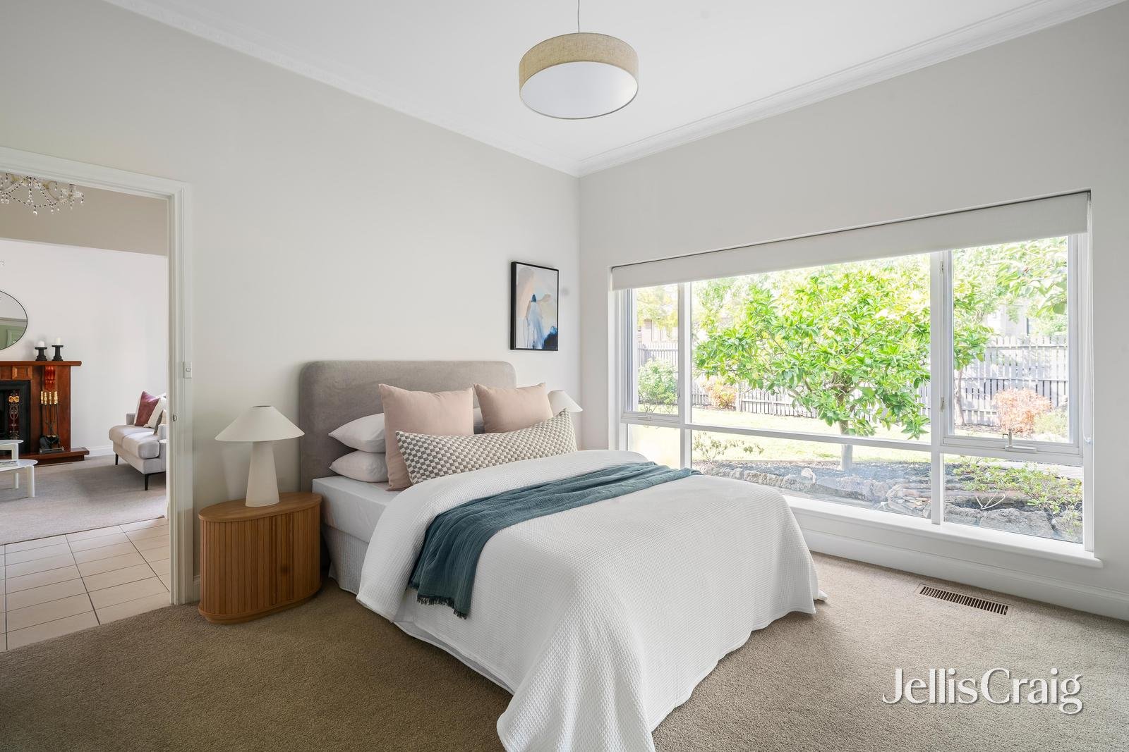 1/5 Gavan Street, Camberwell image 6