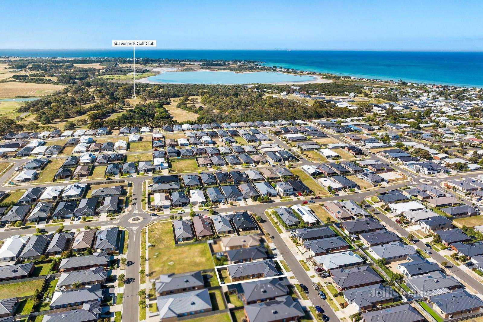 15 Gemstone Street, St Leonards image 14