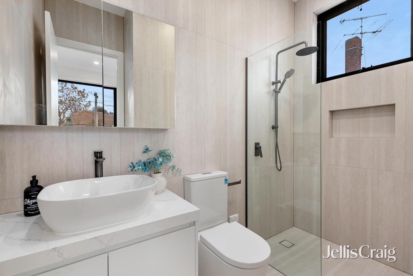 1/5 Gerald Street, Murrumbeena image 12
