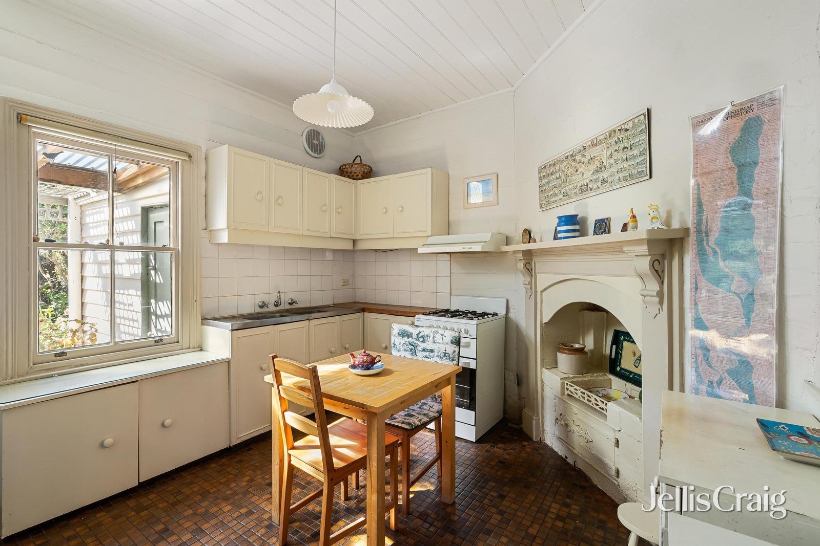 15 Gertrude Street, Prahran image 3