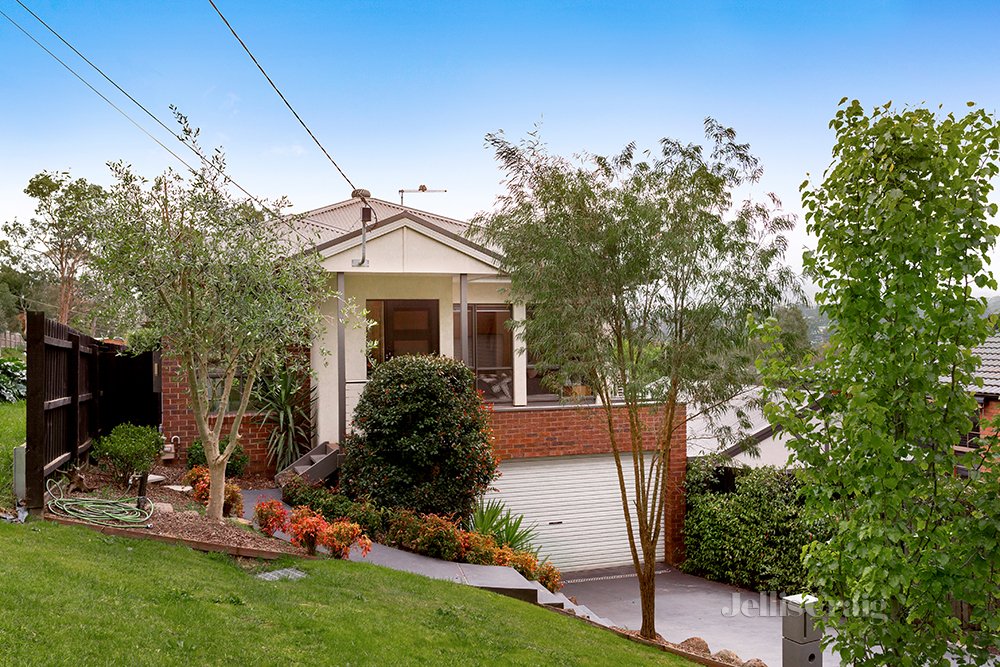15 Godalmin St, Eltham image 1