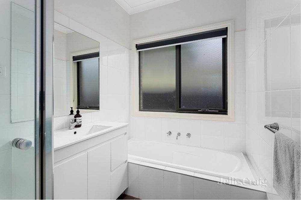 15 Godalmin St, Eltham image 8