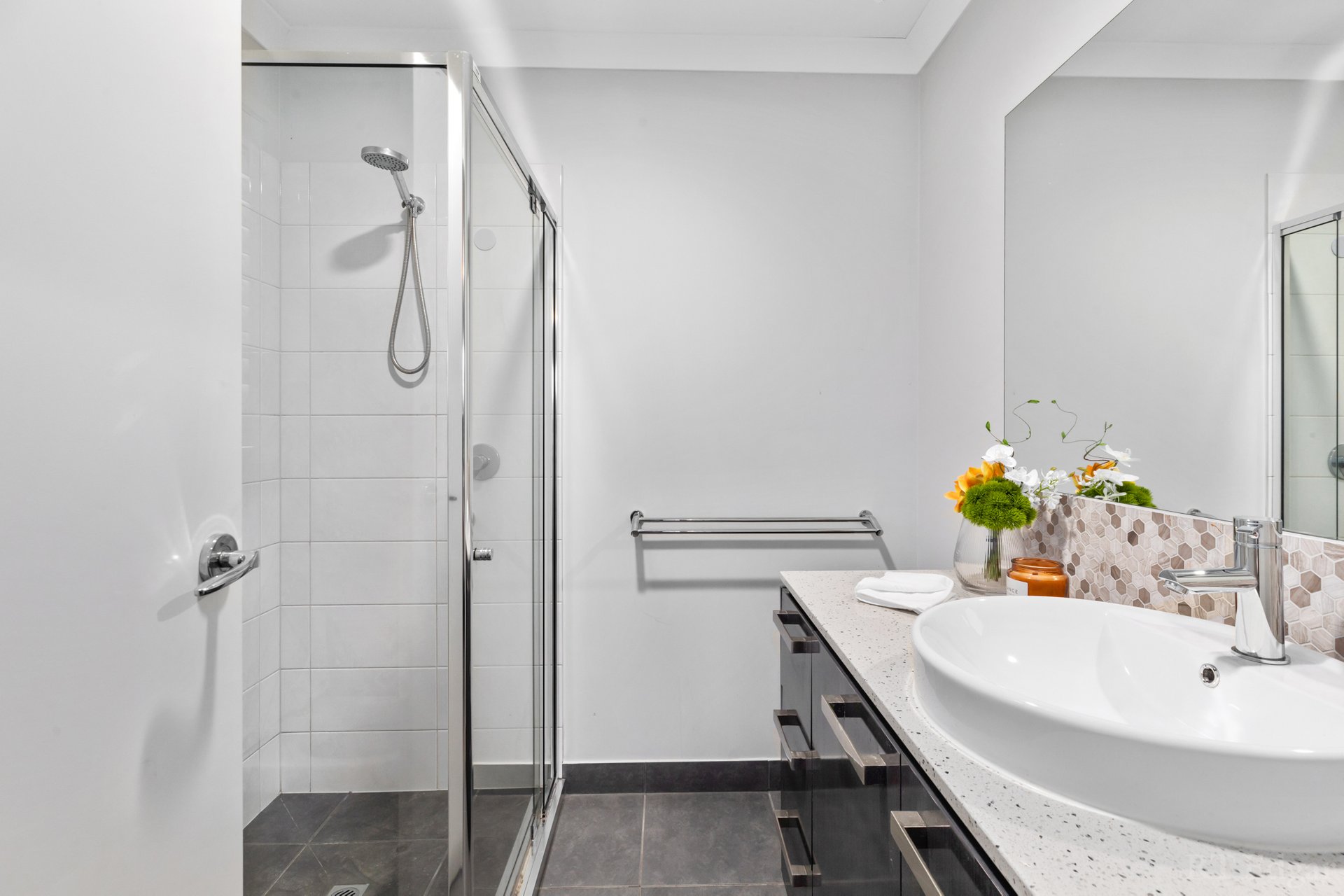 Property Gallery Thumbnail 13