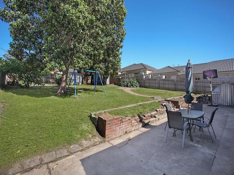 15 Gracedale Avenue, Ringwood East image 7