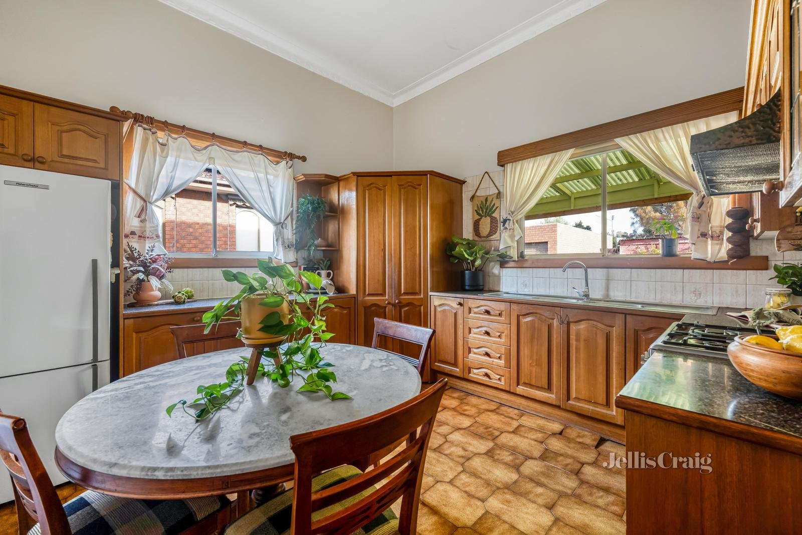 15 Grantham Street, Brunswick West image 7