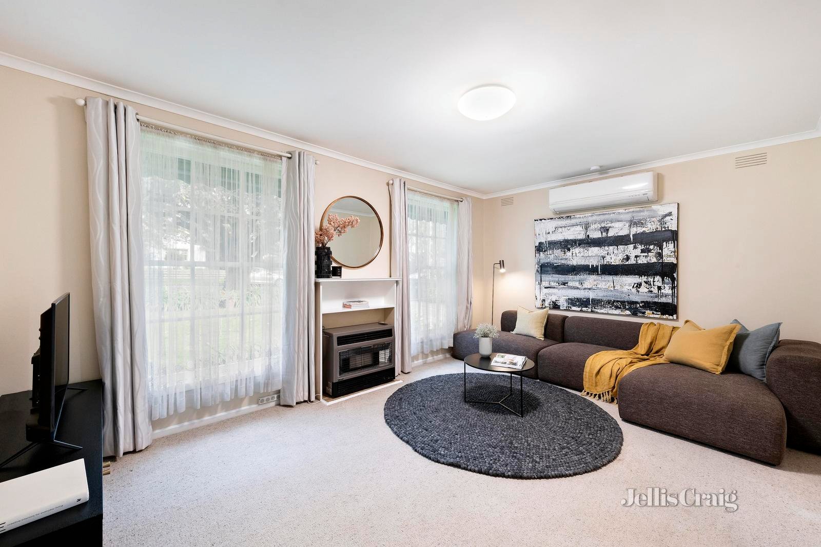 1/5 Grey Street, Balwyn image 2