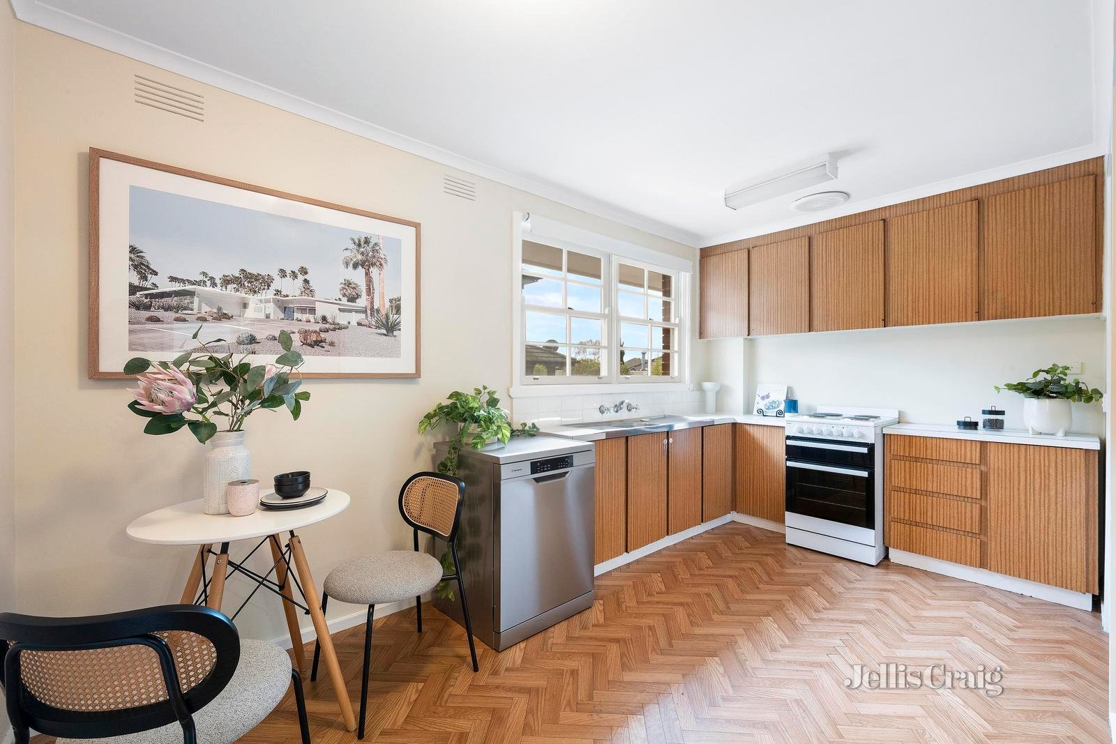 1/5 Grey Street, Balwyn image 3