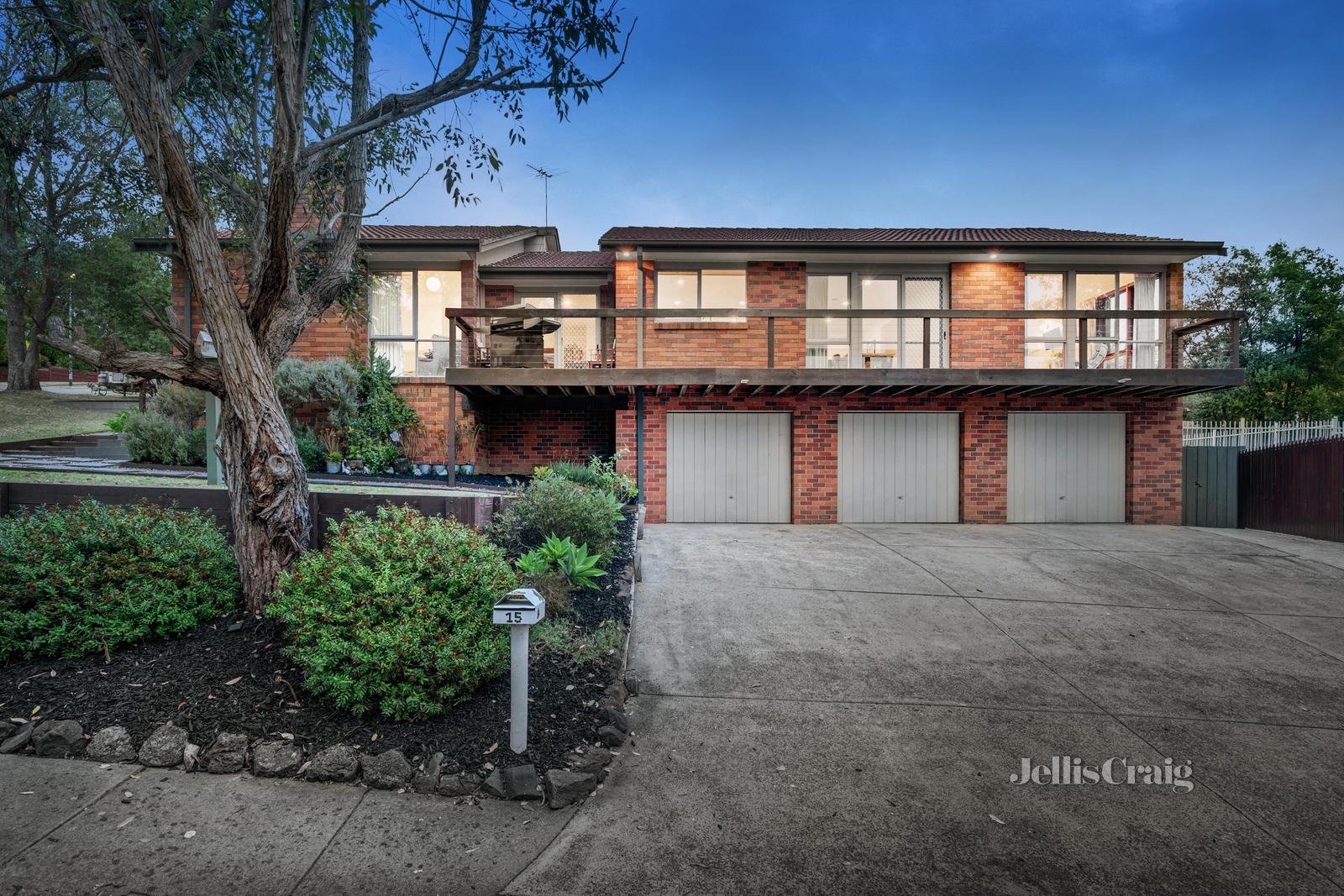 15 Griffin Court, Eltham image 12