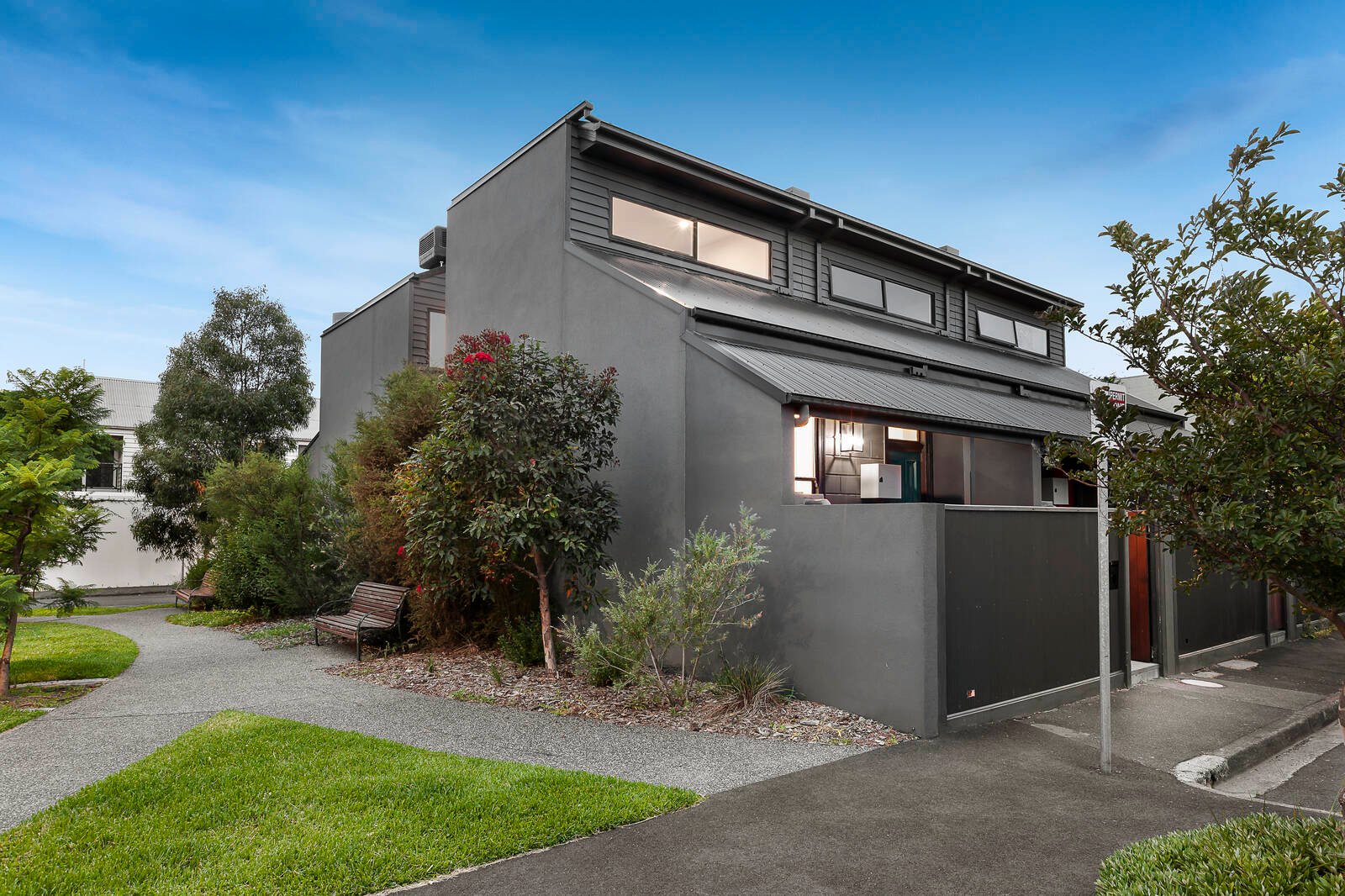 Property Gallery - Main Image