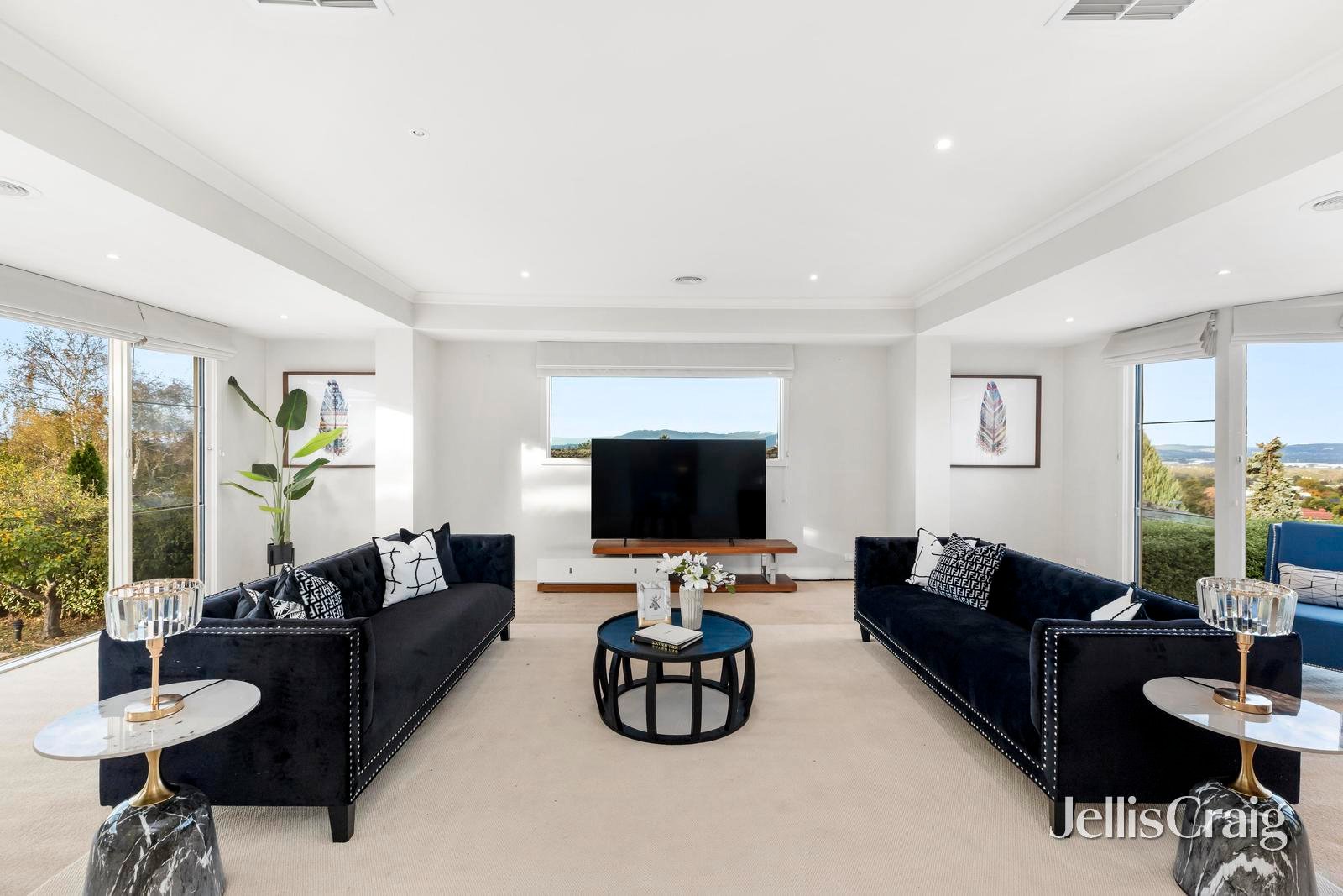 15 Gwingana Crescent, Glen&nbsp;Waverley image 10