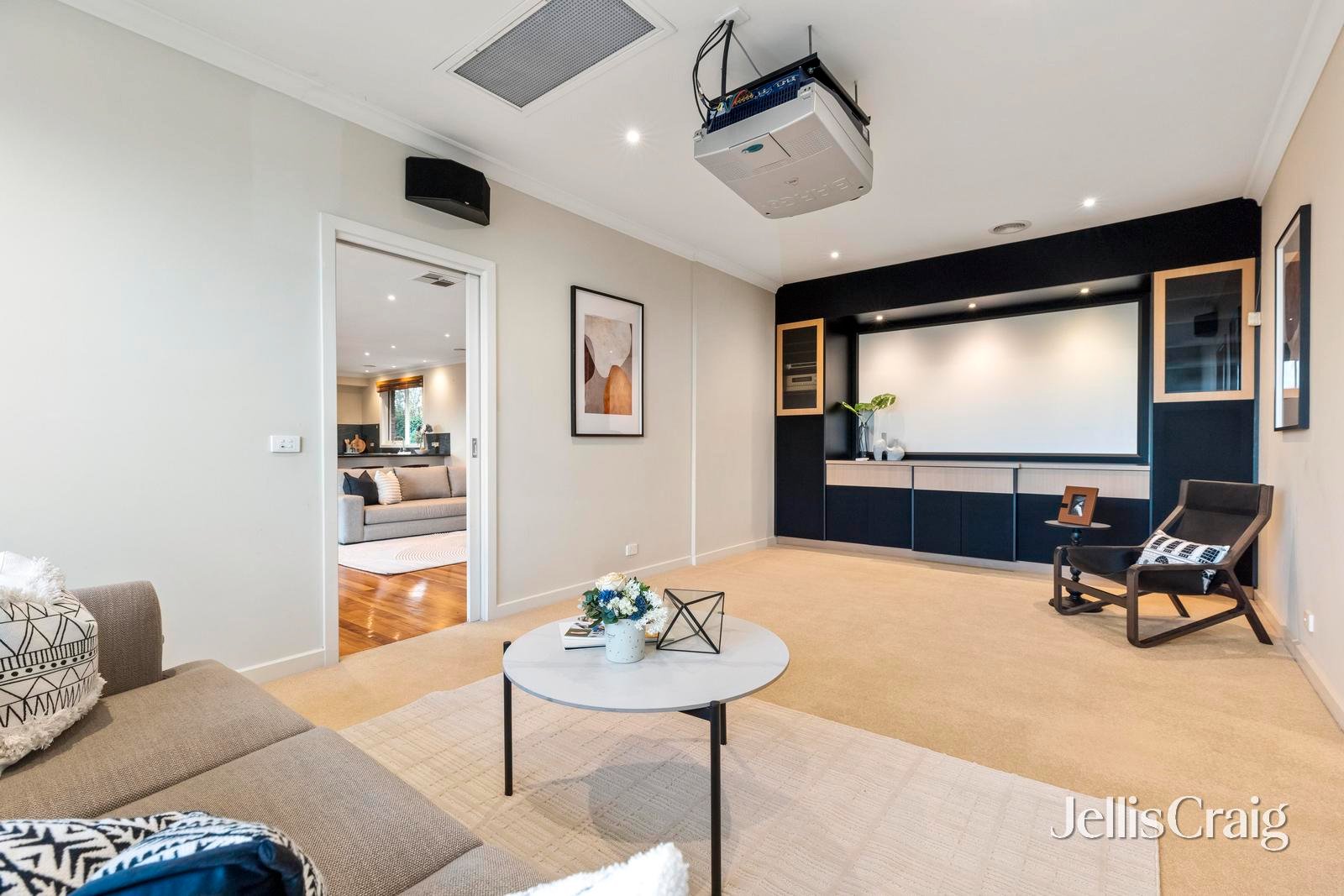 15 Gwingana Crescent, Glen&nbsp;Waverley image 13