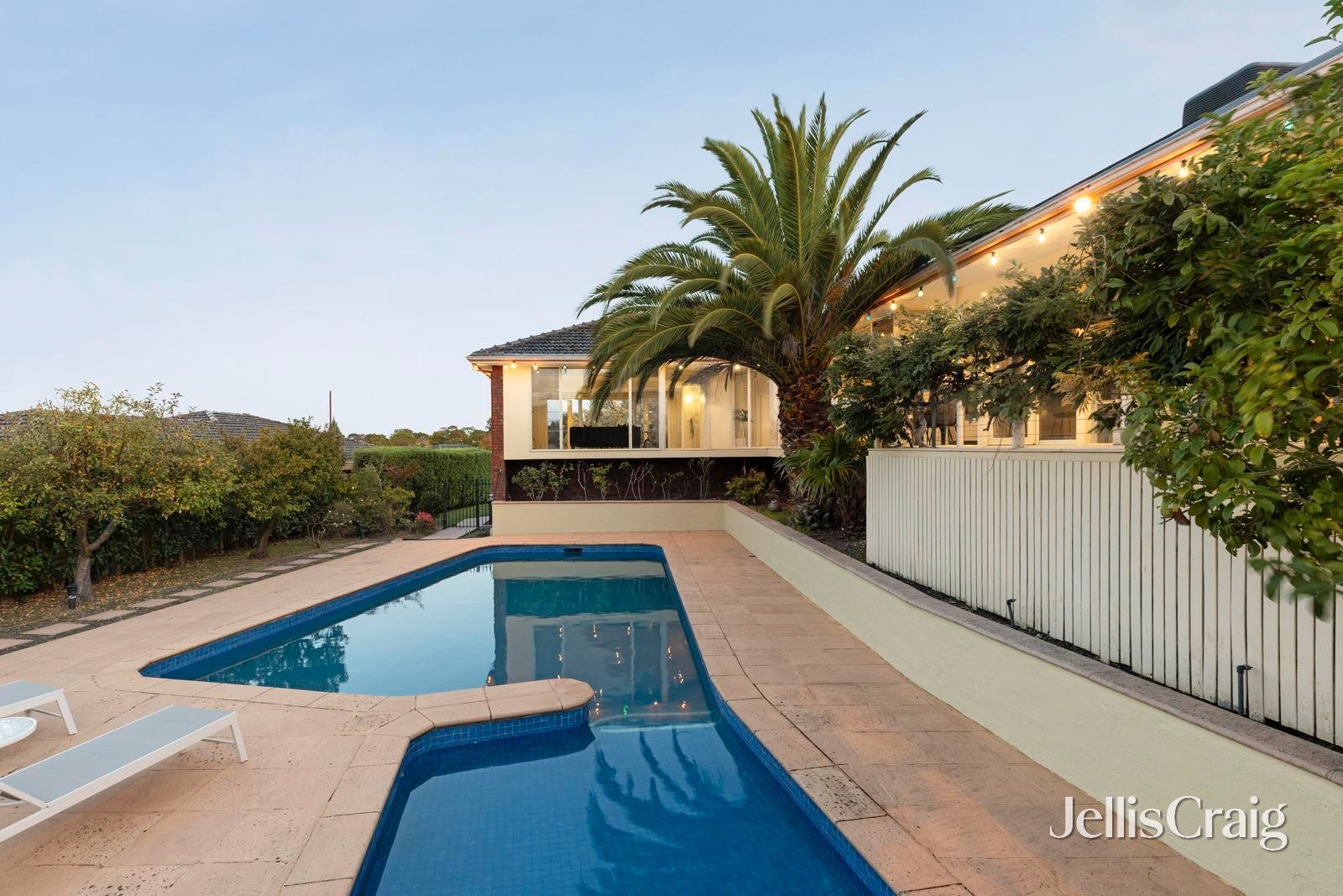 15 Gwingana Crescent, Glen&nbsp;Waverley image 20