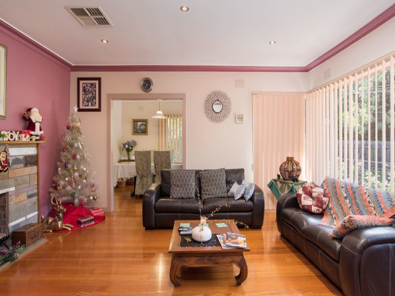 15 Hamilton Road, Bayswater North image 3