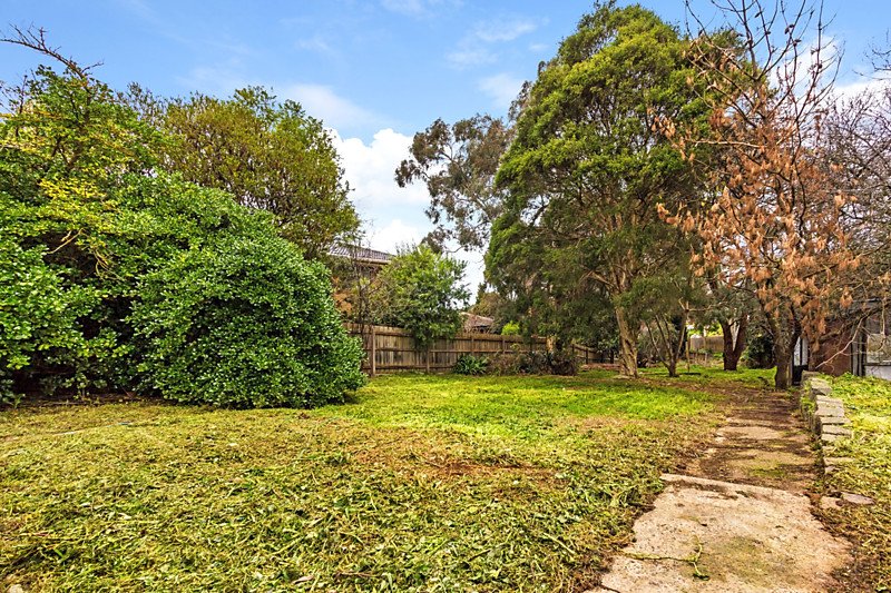 15 Harry Street, Doncaster East image 5