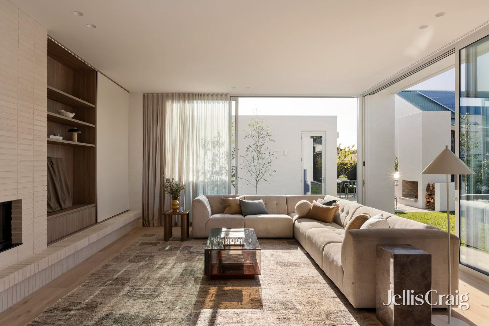 15 Helen Street, Northcote image 7