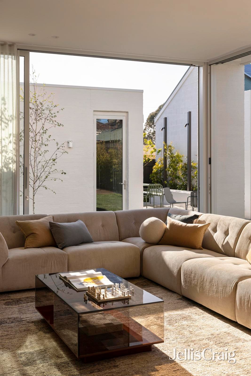 15 Helen Street, Northcote image 8