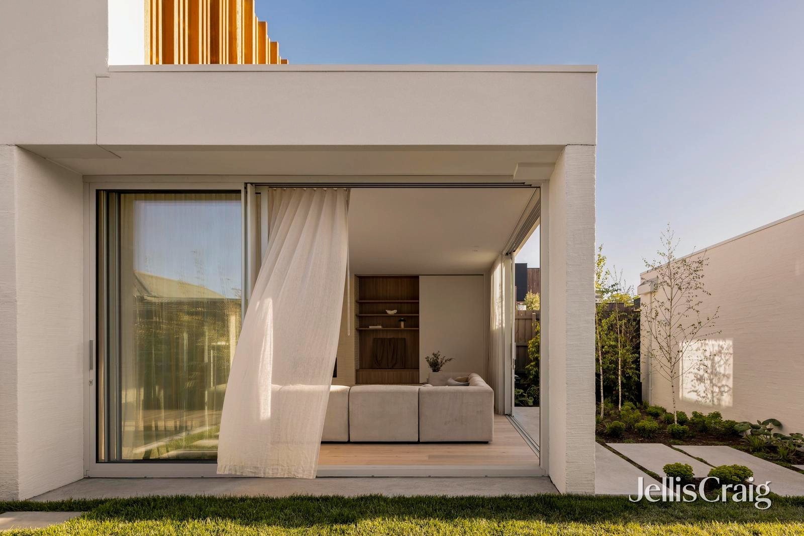 15 Helen Street, Northcote image 13