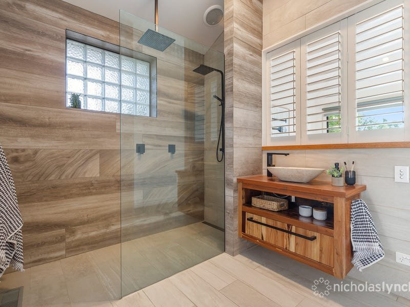 Property Gallery Thumbnail 7