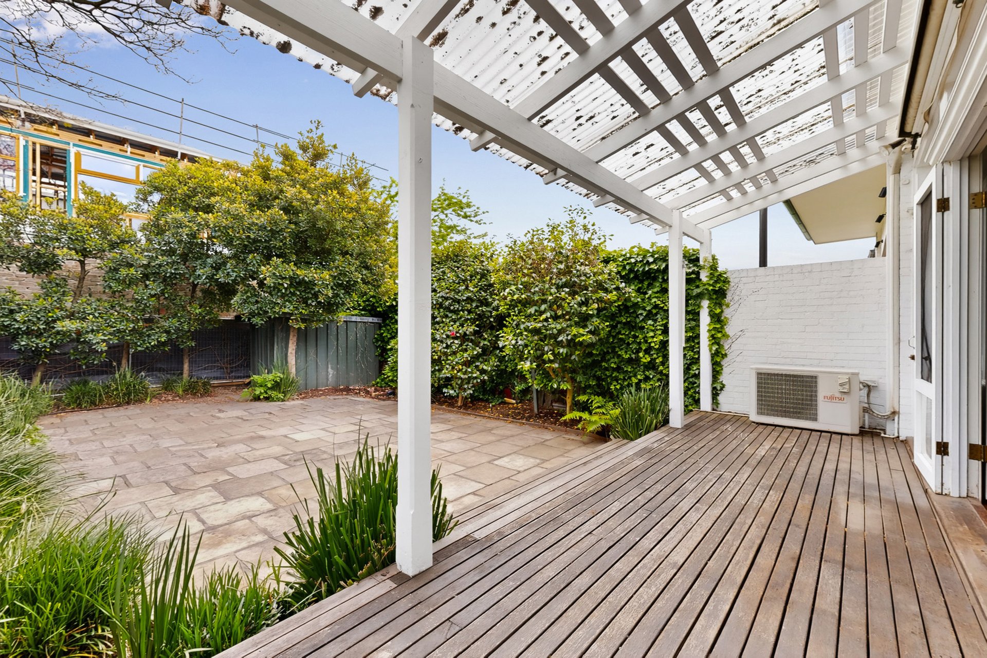 15 Hobson Street, South Yarra image 11