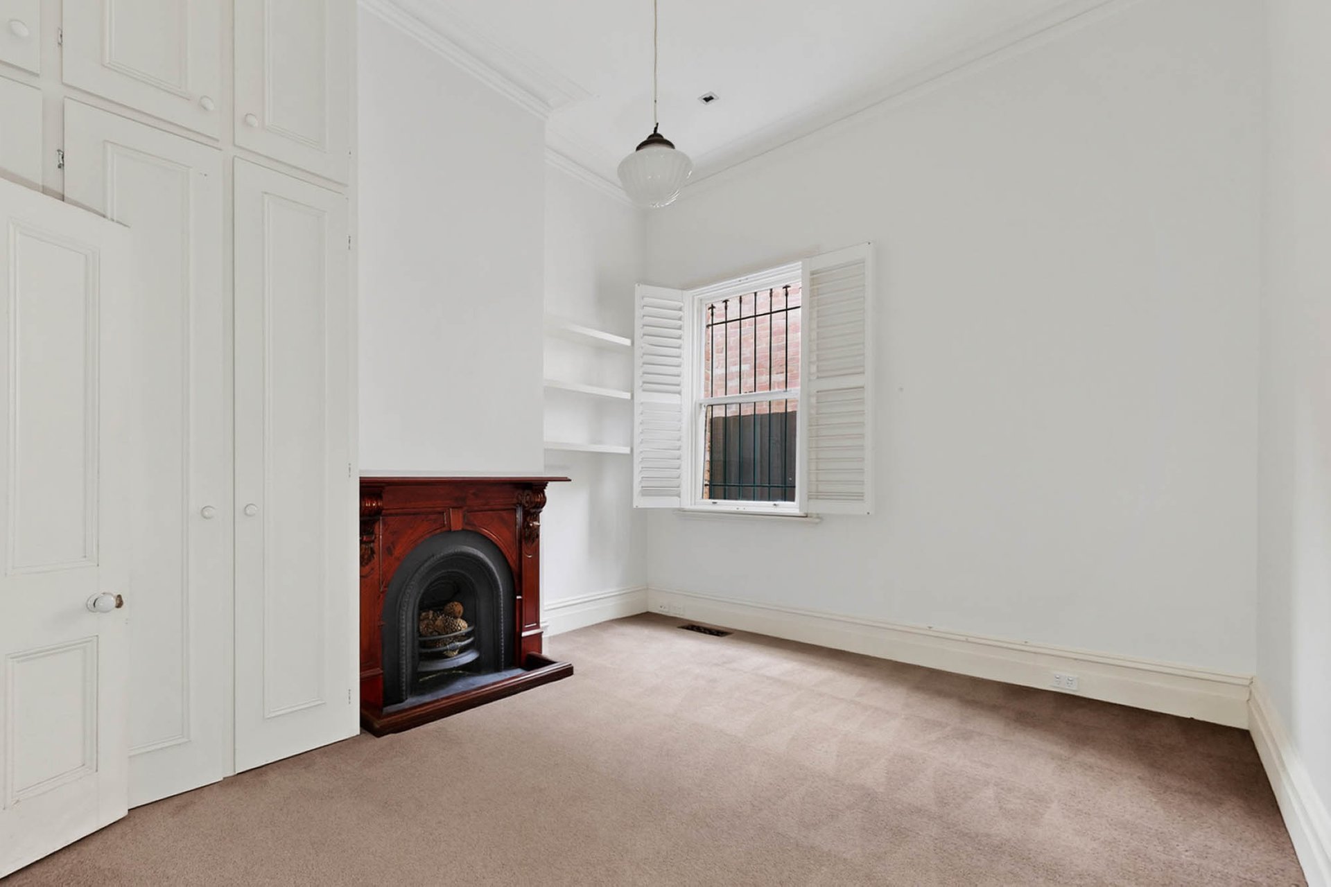 15 Hobson Street, South Yarra image 4