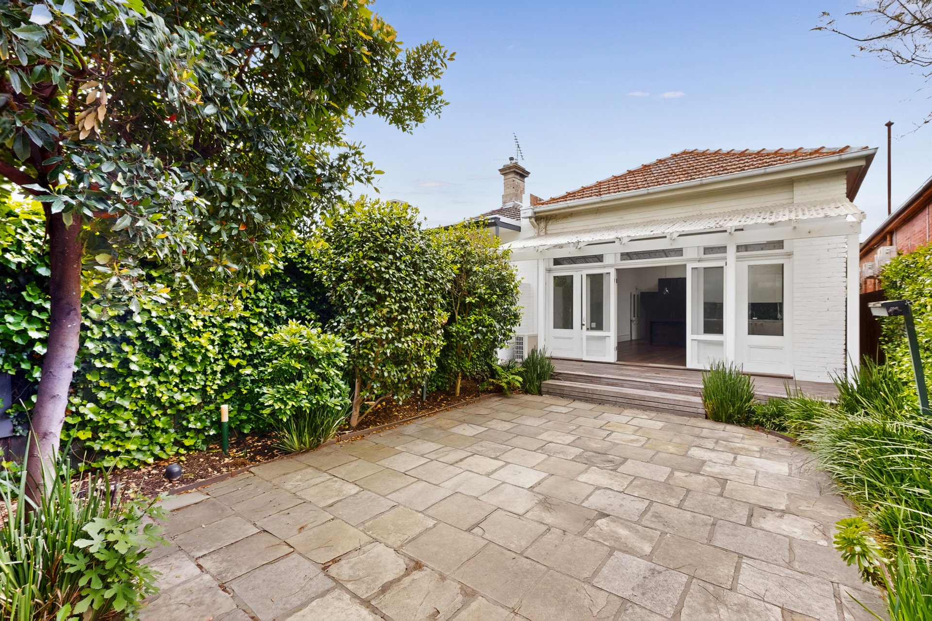 15 Hobson Street, South Yarra image 13