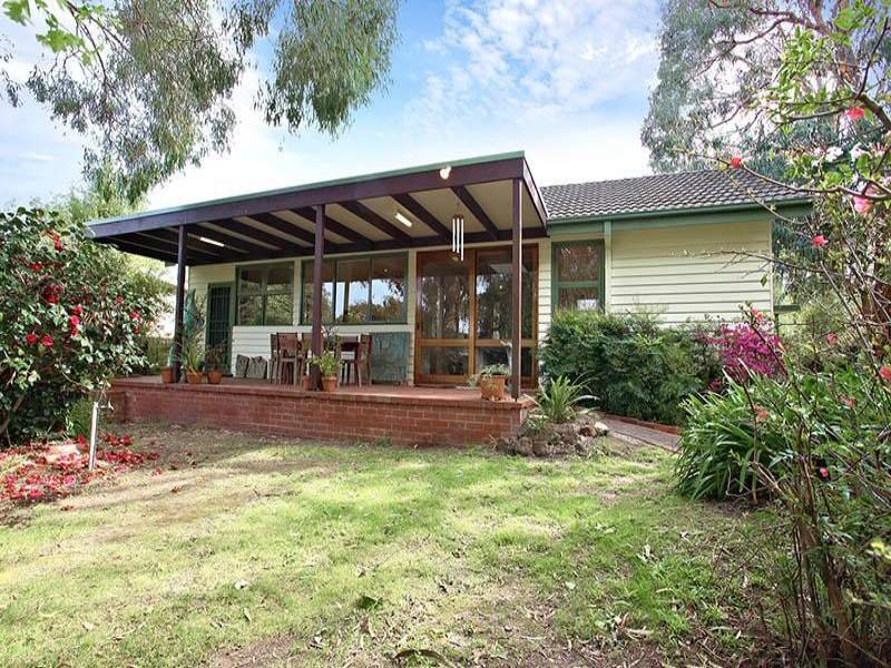 15 Hopetoun Street, Mitcham image 7