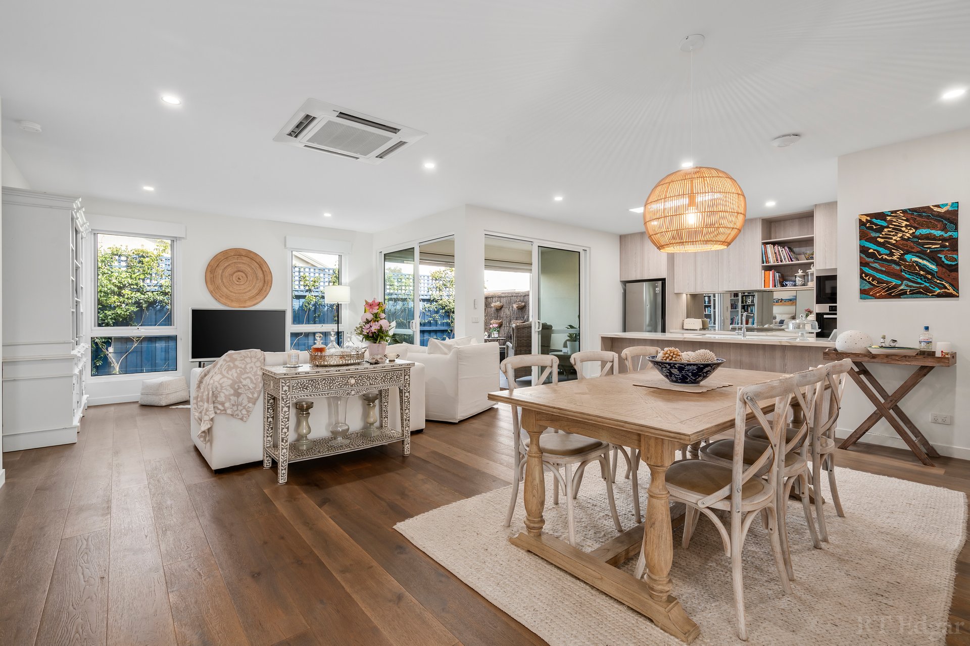 Property Gallery - Main Image