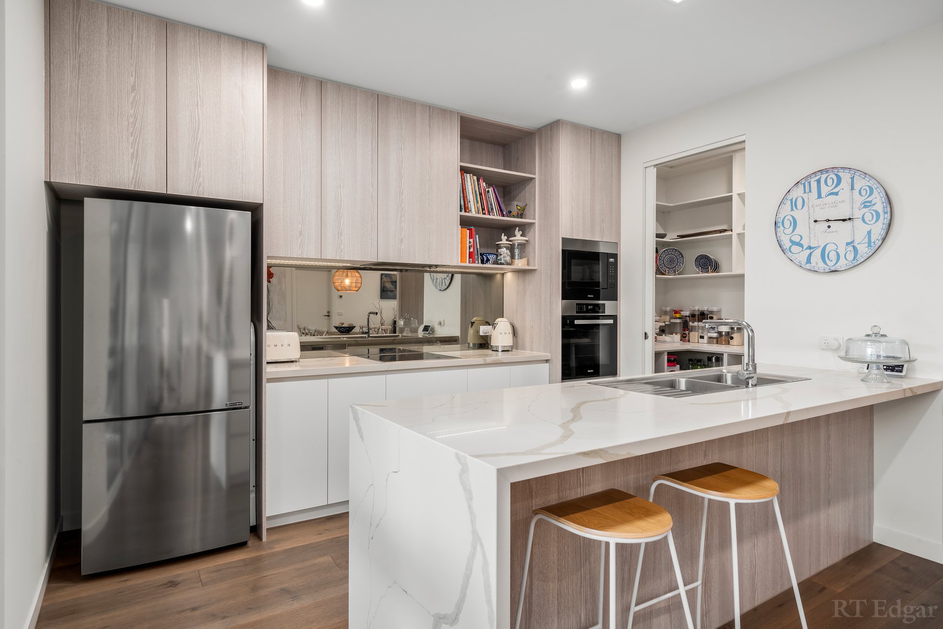 Property Gallery Thumbnail 3