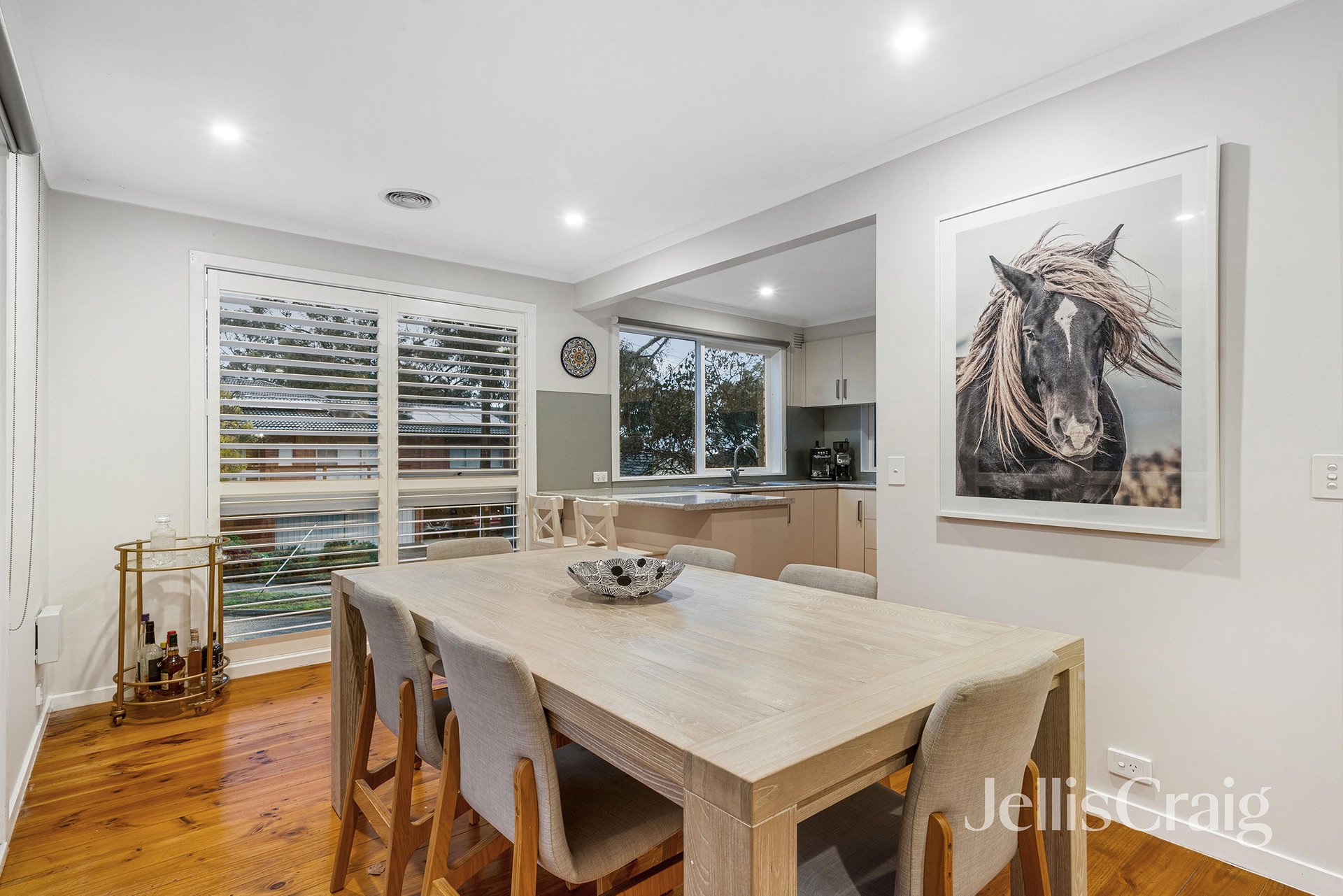15 Ironbark Road, Diamond Creek image 3