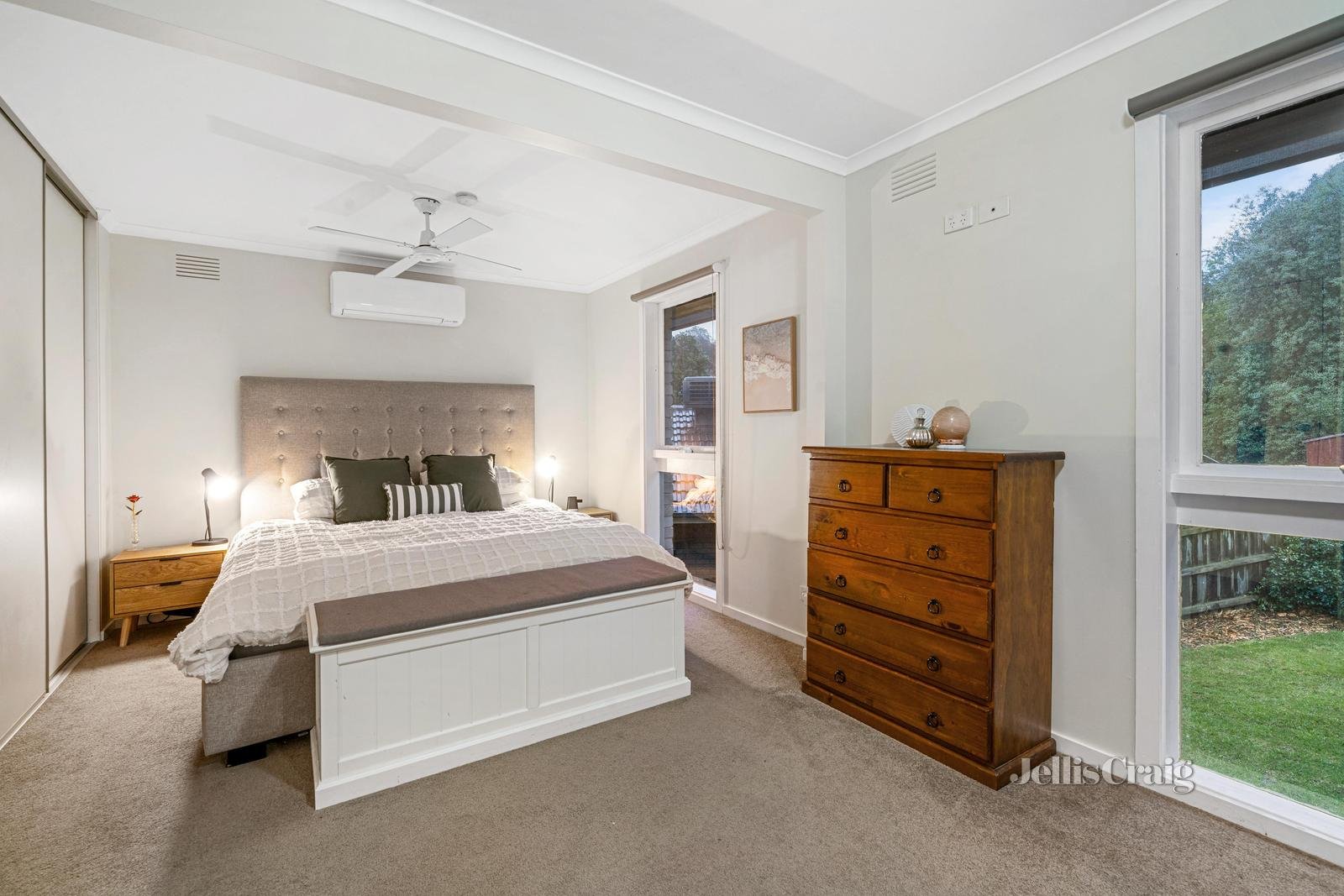 15 Ironbark Road, Diamond Creek image 6