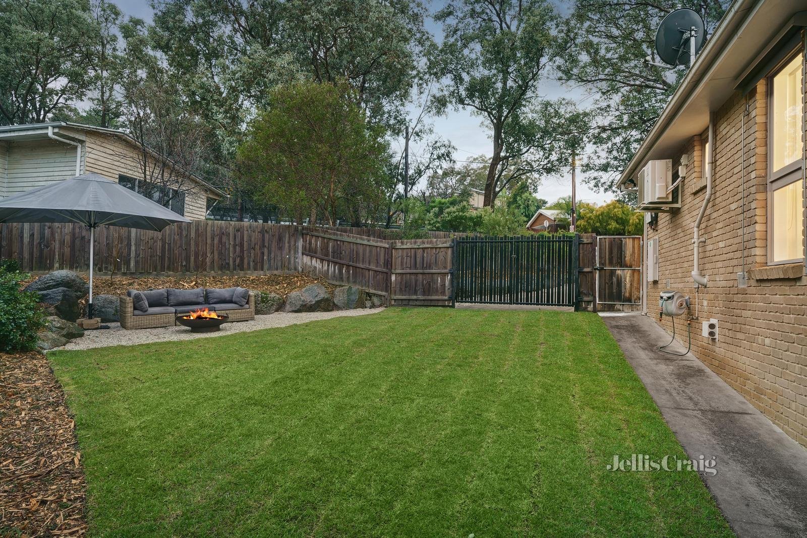 15 Ironbark Road, Diamond Creek image 14