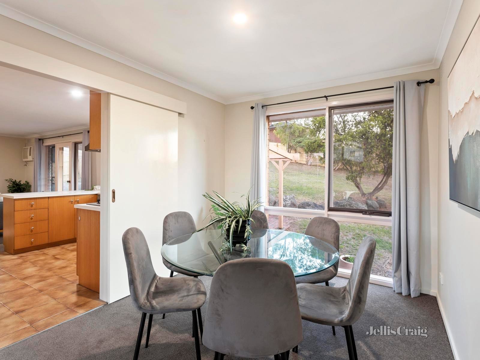 15 Jefferson Grove, Doncaster East image 5