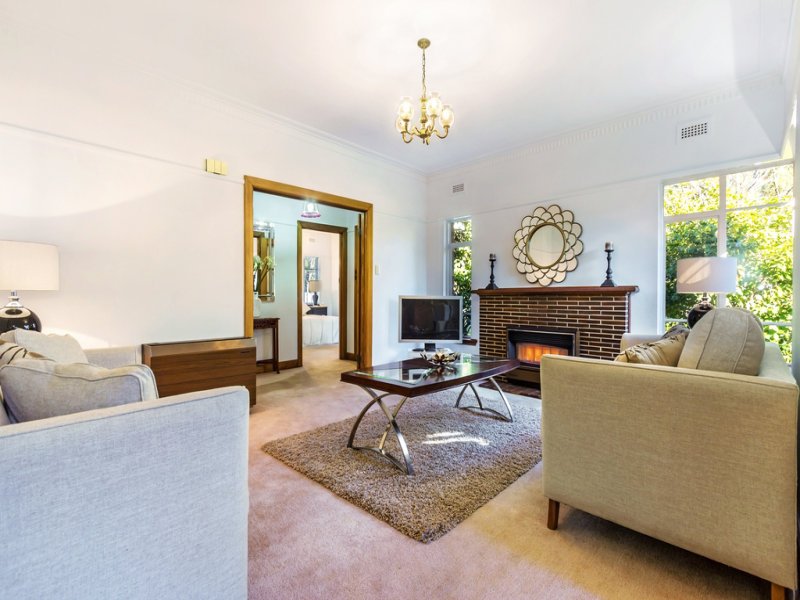 15 John Street, Blackburn image 3