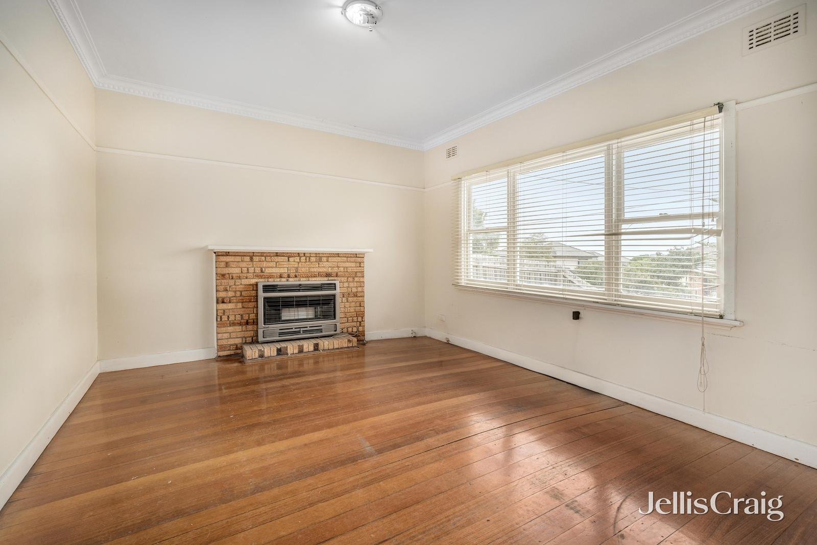 15 Johnston Street, Burwood image 3