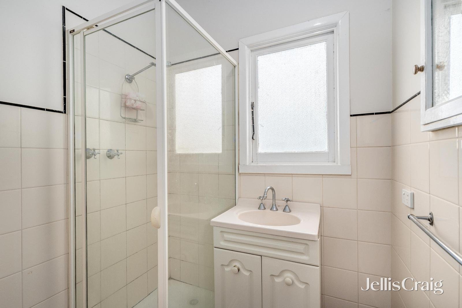 15 Johnston Street, Burwood image 6